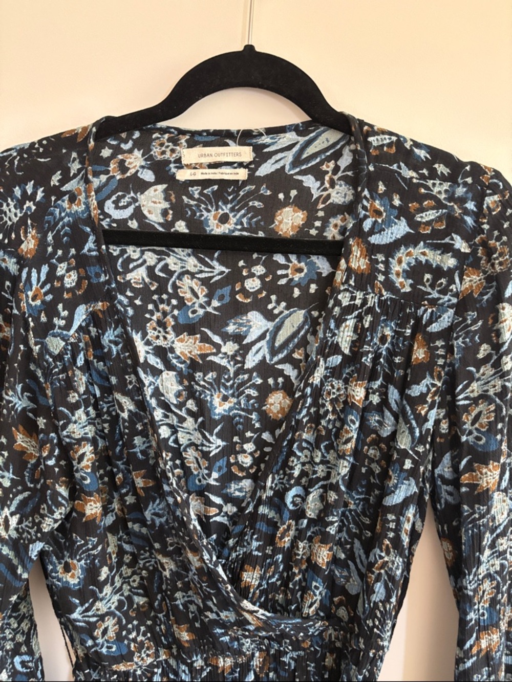 UO Floral Maxi Dress - Picture 8 of 16